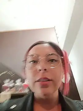 madelaine- webcam