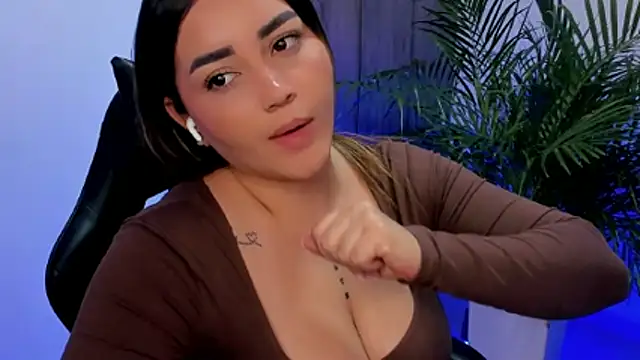 Lucia_star__ webcam