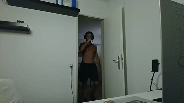 alpha-hunk webcam