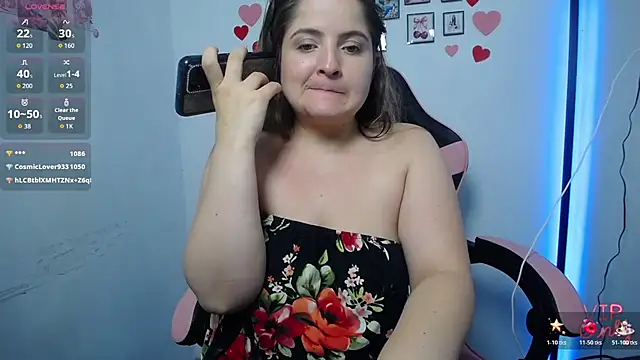 Kloe_Gianna webcam