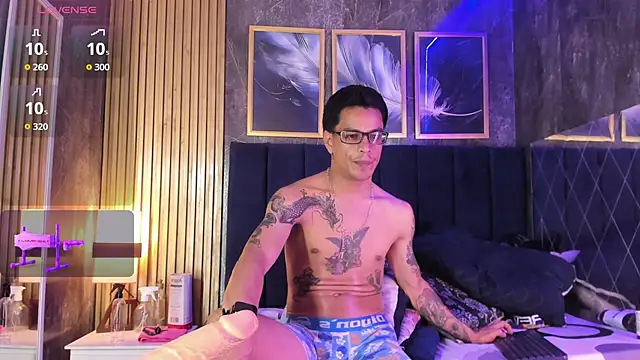 Andrew_Haalls live cam on StripChat
