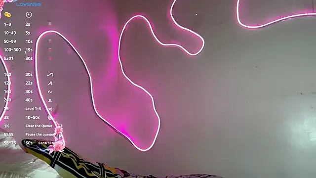 Davina_Slutt webcam