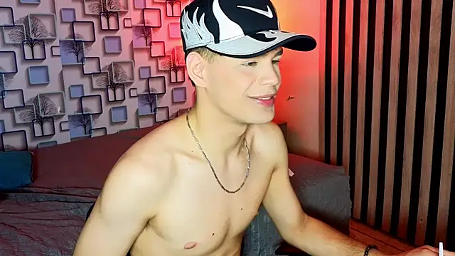 LoganSteel_ webcam