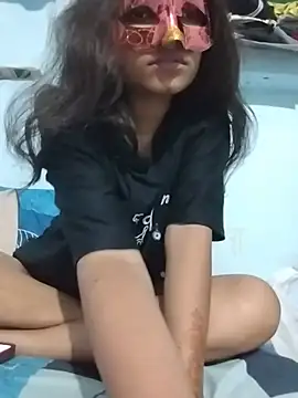 Queen-Rakhi webcam
