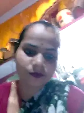 Hotpoojapal365 webcam