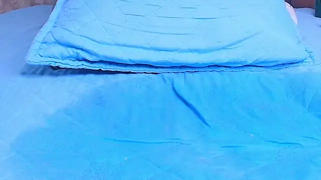 anisha_x webcam