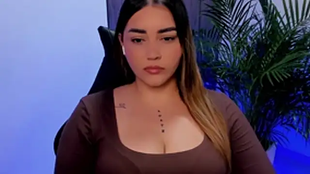 Lucia_star__ webcam