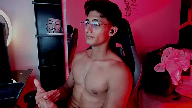 MaxiimoRomano_ webcam