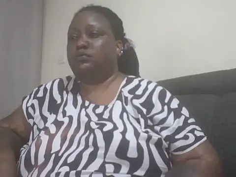 fat_ebonyqueen webcam
