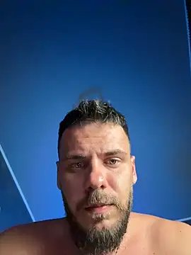 CLOUDYJULIUS webcam