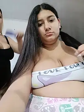 Sara_y_Amy webcam