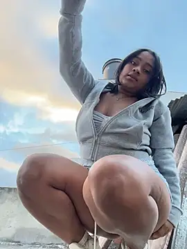 Saraa_M webcam