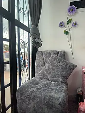 Celeste_1Sweet webcam