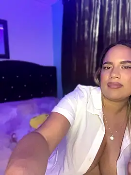 AnnieSinclair webcam
