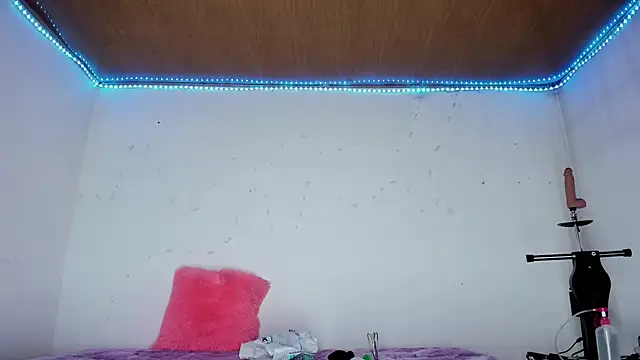 karol_stom webcam