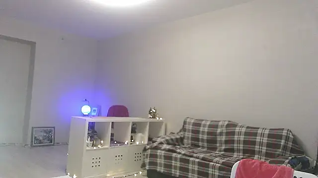 Alice_newhome webcam