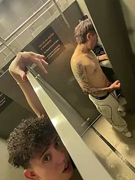 yoursexyjose webcam