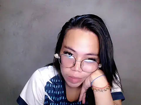 Urbabydollxxx webcam
