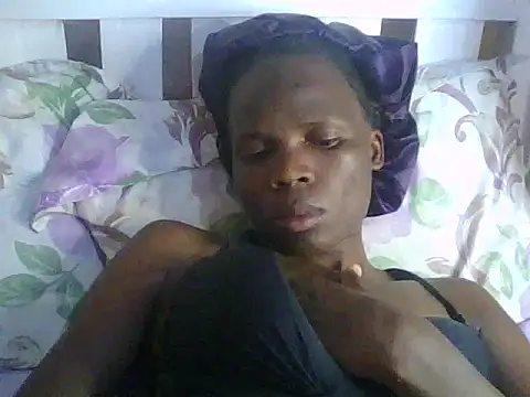 Tilly_Shirlie webcam