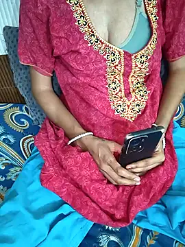 kavita694 webcam