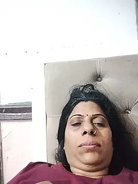 Soniya_Roy live sex cam