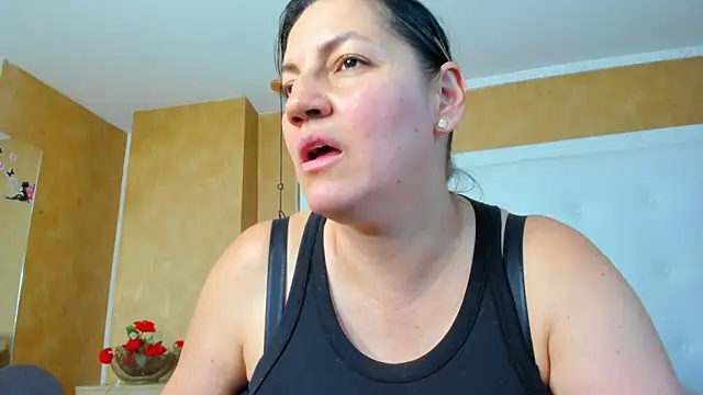 Heidy_milf webcam