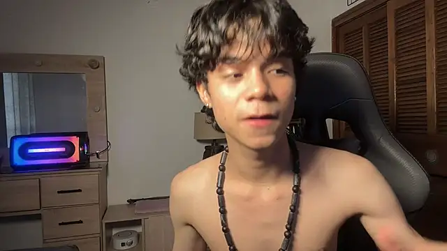 OopsAgain_ webcam