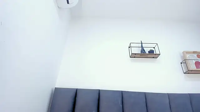 sam_doll_ webcam