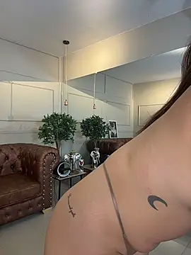 ava_blue webcam