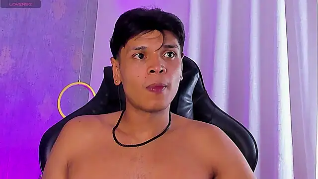Alejandroo_Montenegro webcam