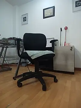 Cassie_Cage webcam