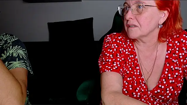 JoannaAndNeighbour webcam