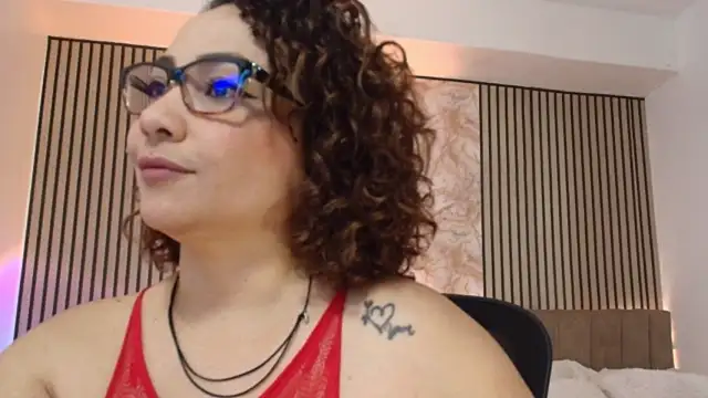 JuliRamirez webcam