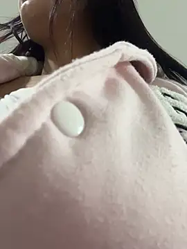 Sara-77 live sex cam