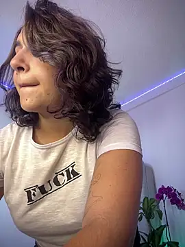 Aliciia777 webcam