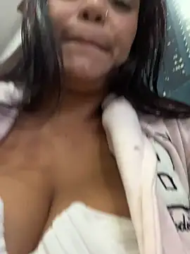 Sara-77 webcam