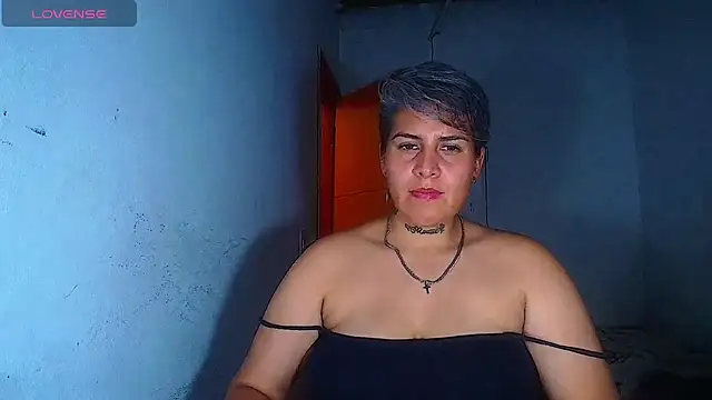 Yessi_rousse webcam
