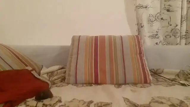 yvesstorm1 webcam