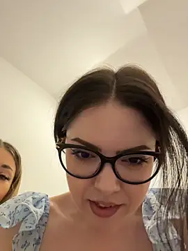 isabellaetthan's live room