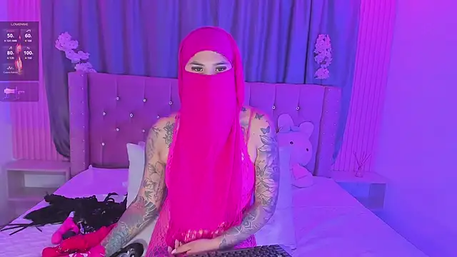 Nayla-Mouna webcam