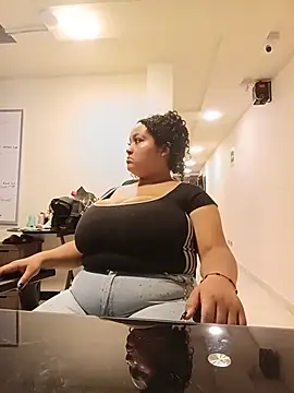 KITY_HILL live cam