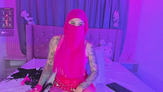 Nayla-Mouna webcam