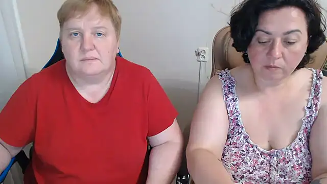 Lindy-Jeanie webcam