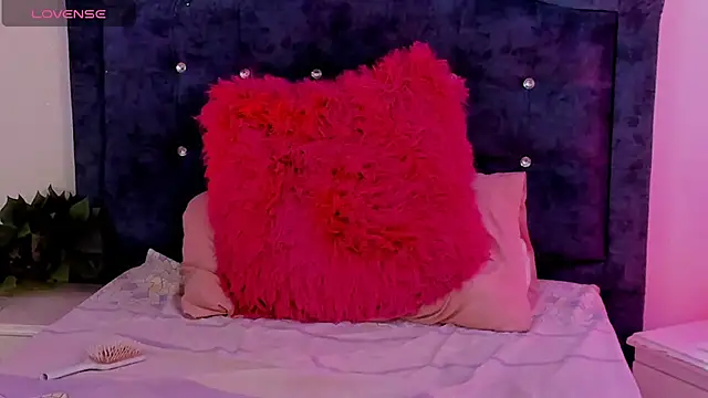 zaharavela_ webcam