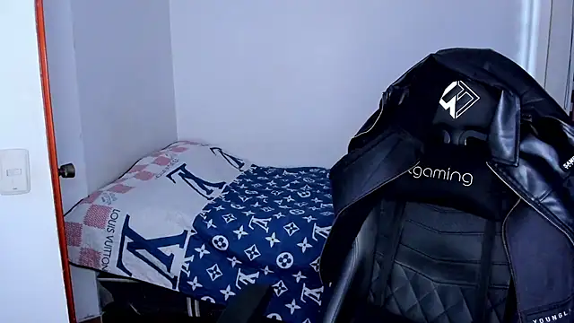Tommy_Bred webcam
