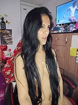 BasmaHernandez webcam