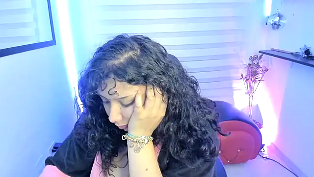 Agatha_Marin webcam