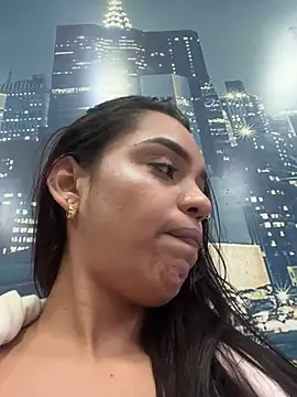 Sara-77 webcam