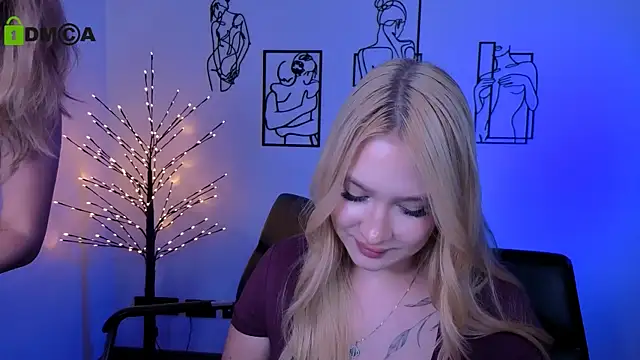 playful_sophie webcam