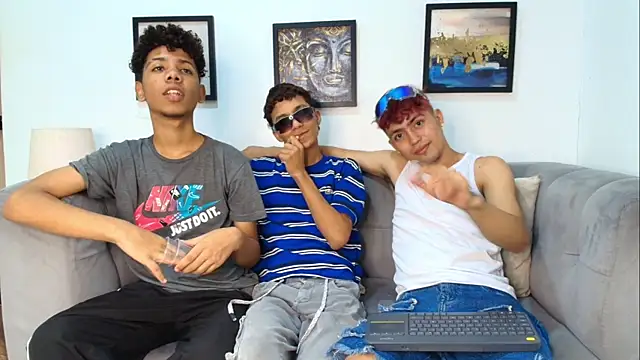 AVENGER_BOYS2026 webcam
